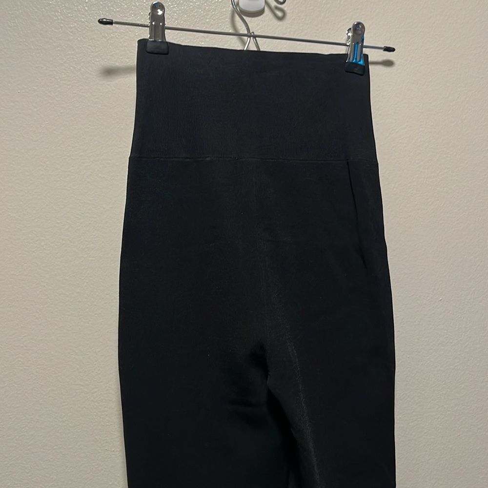 SANDRO Sienna Split-Ankle Black Knit Crop Leggings, Size 34 (0/XS) - Picture 10 of 14
